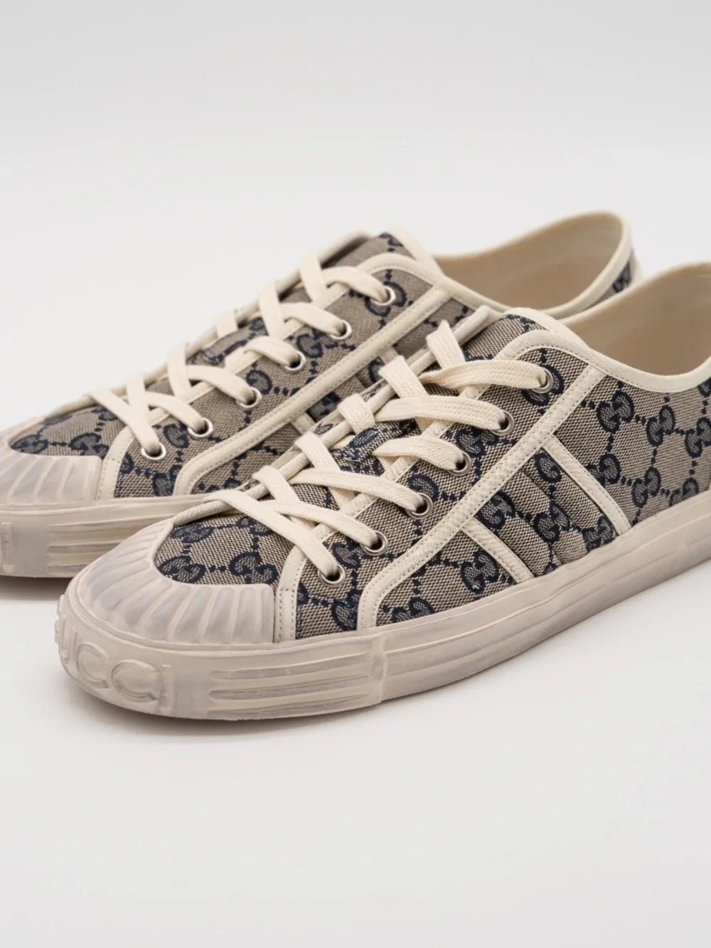Gucci GG Monogram Julio Low Top Canvas Sneakers Beige Men's size 8G 8.5 US